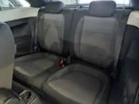 Volkswagen Beetle thumbnail 7