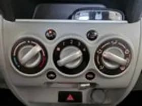 Suzuki Alto thumbnail 11