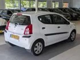 Suzuki Alto thumbnail 4
