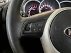 Kia Venga thumbnail 12