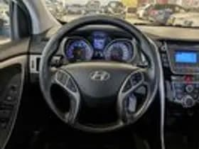 Hyundai i30 thumbnail 10