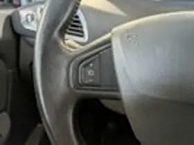 Renault Scénic thumbnail 11