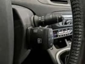 Renault Scénic thumbnail 14