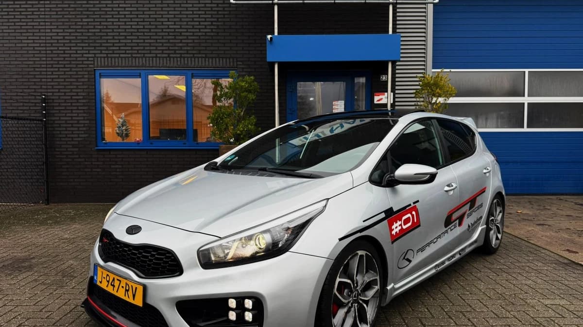 Kia Cee'd — foto 1