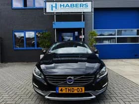 Volvo V60 thumbnail 2