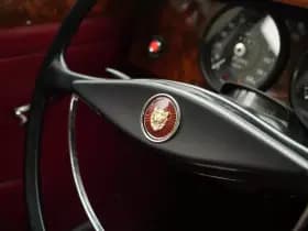 Jaguar MK II 3.4L thumbnail 9