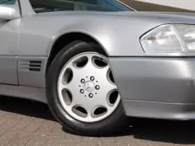 Mercedes-Benz SL-Klasse thumbnail 10