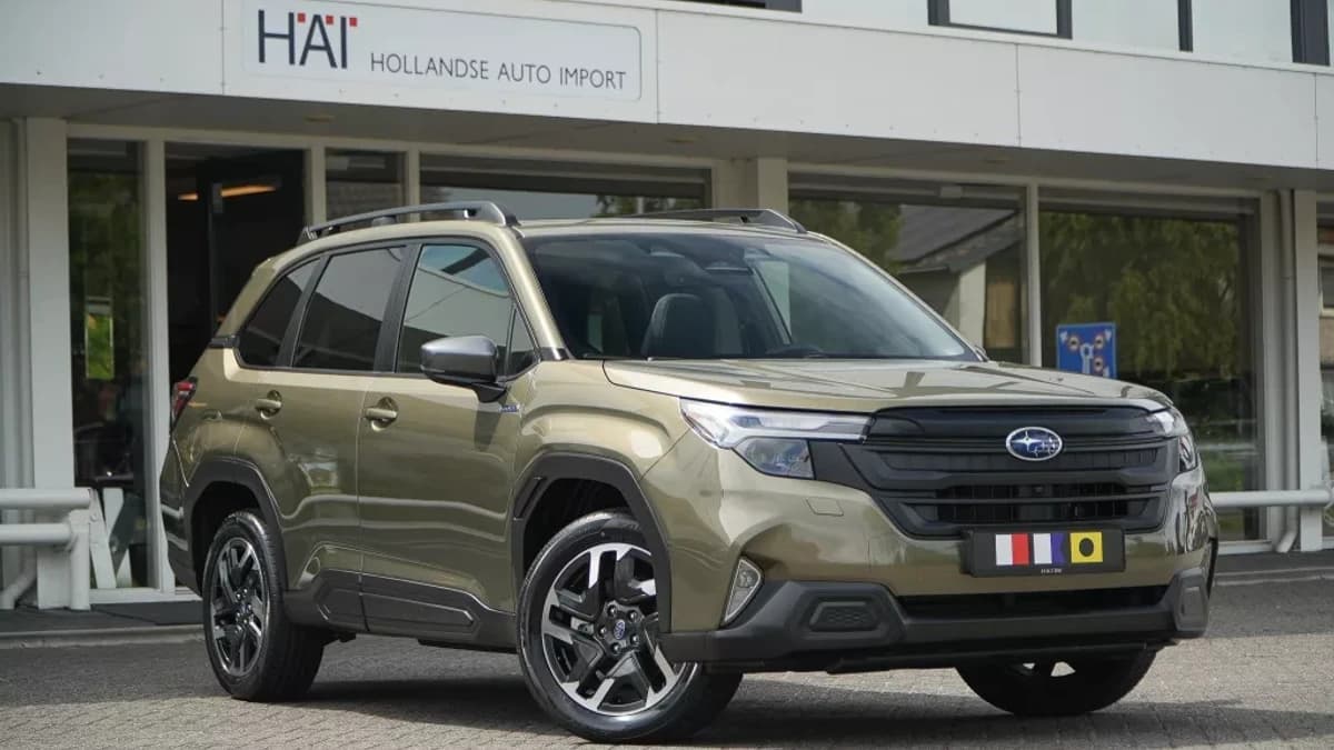 Subaru Forester 2.0i e-BOXER Exclusive AWD I Pano I — foto 1