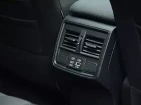 Subaru Forester thumbnail 11