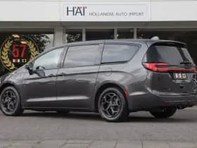 Chrysler Pacifica thumbnail 22