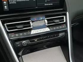 BMW 8-Serie thumbnail 9