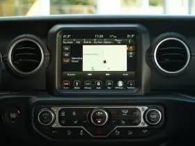 Jeep Wrangler thumbnail 10