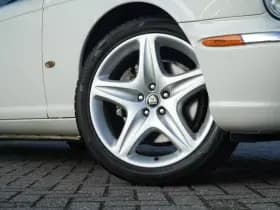 Jaguar XJ thumbnail 15