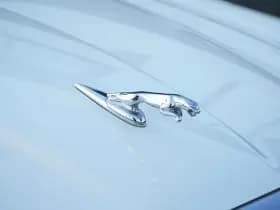 Jaguar XJ thumbnail 16