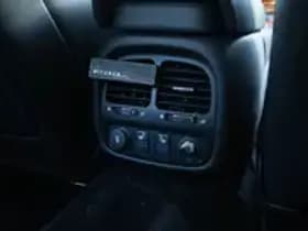 Jaguar XJ thumbnail 24