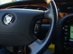 Jaguar XJ 4.2 V8 Sovereign thumbnail 4