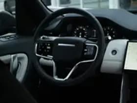 Land Rover Discovery Sport thumbnail 23