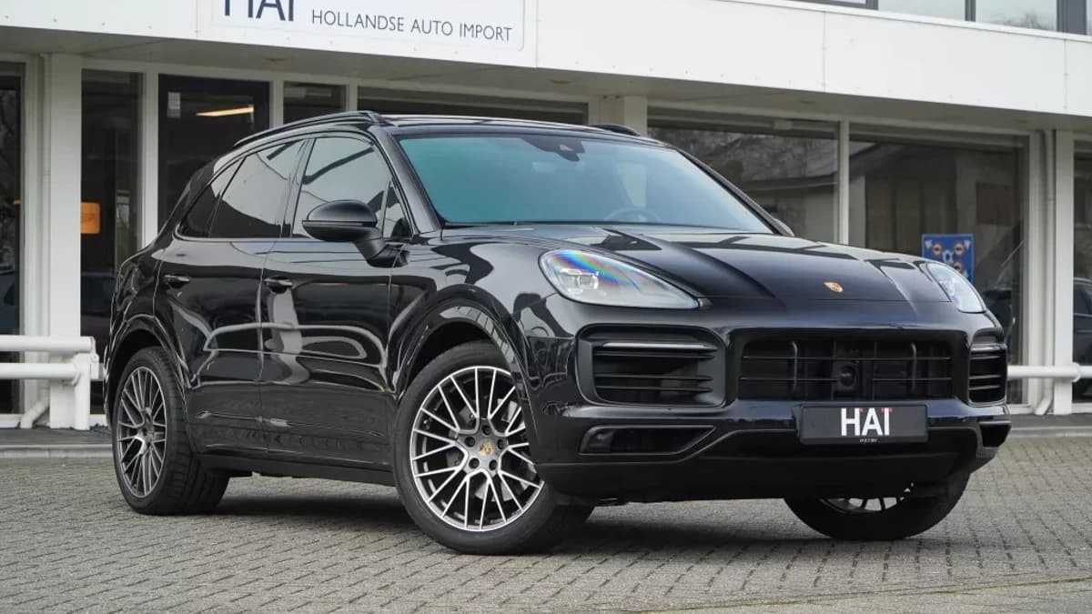Porsche Cayenne 3.0 E-Hybrid Platinum I Pano I ACC I Luchtvering I Trekhaak I — foto 1