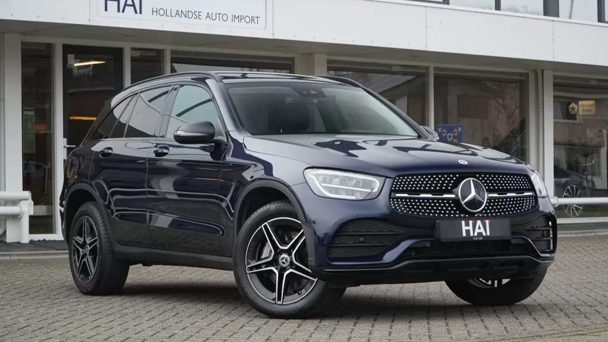 Mercedes-Benz GLC 300e 4MATIC AMG I Pano I Trekhaak I — foto 1