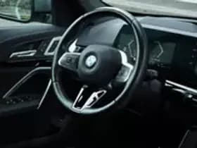 BMW X1 sDrive18i M-Sport I Pano I Head-up I 19 Inch I thumbnail 6