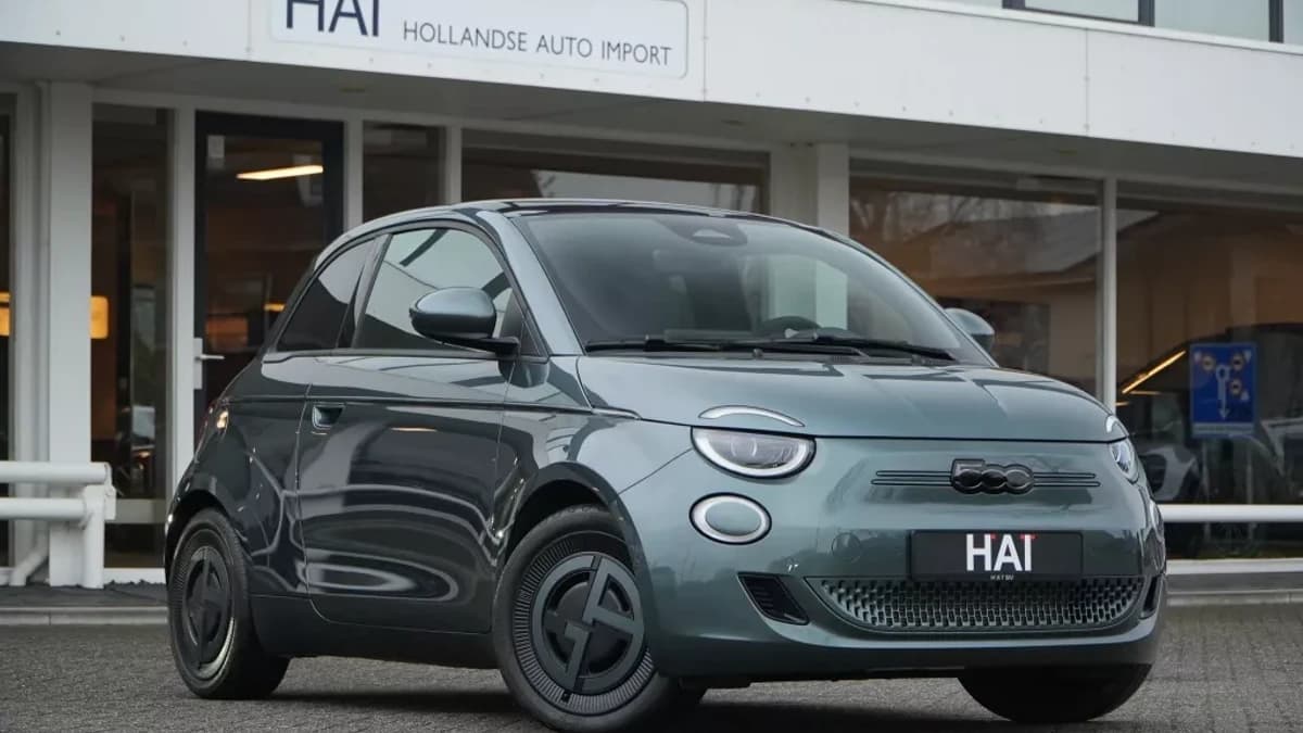 Fiat 500 Giorgio Armani Edition 42 KW I Pano I ACC I Nw. prijs 42300,- — foto 1