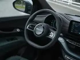 Fiat 500 Giorgio Armani Edition 42 KW I Pano I ACC I Nw. prijs 42300,- thumbnail 4