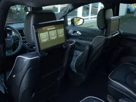 Chrysler Pacifica thumbnail 14