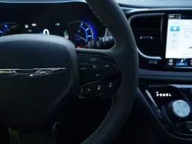 Chrysler Pacifica thumbnail 7