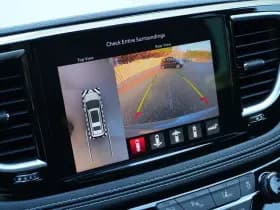 Chrysler Pacifica thumbnail 9