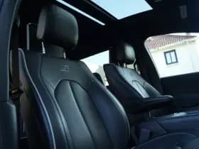 Chrysler Pacifica thumbnail 10