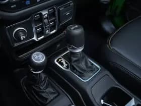 Jeep Wrangler thumbnail 13