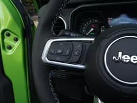 Jeep Wrangler thumbnail 16