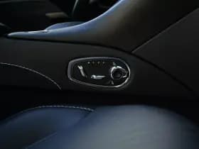 Aston Martin DB11 Volante thumbnail 29