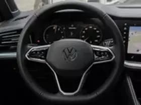 Volkswagen Touareg thumbnail 28