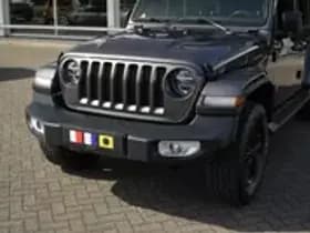 Jeep Wrangler thumbnail 3