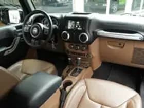 Jeep Wrangler thumbnail 2