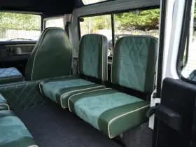 Land Rover Defender thumbnail 22