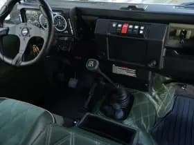 Land Rover Defender thumbnail 23