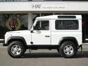 Land Rover Defender thumbnail 5