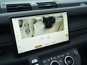 Land Rover Defender thumbnail 18