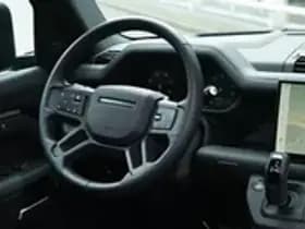 Land Rover Defender thumbnail 31