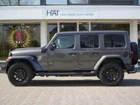 Jeep Wrangler thumbnail 4