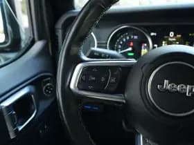 Jeep Wrangler thumbnail 10