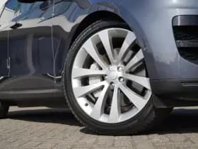 Land Rover Range Rover Sport thumbnail 5