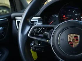 Porsche Macan thumbnail 16