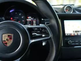 Porsche Macan thumbnail 17