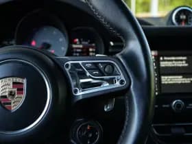 Porsche Macan thumbnail 16
