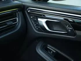 Porsche Macan thumbnail 19