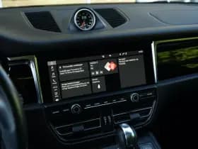 Porsche Macan thumbnail 24