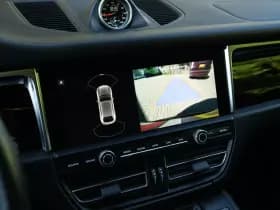 Porsche Macan thumbnail 25